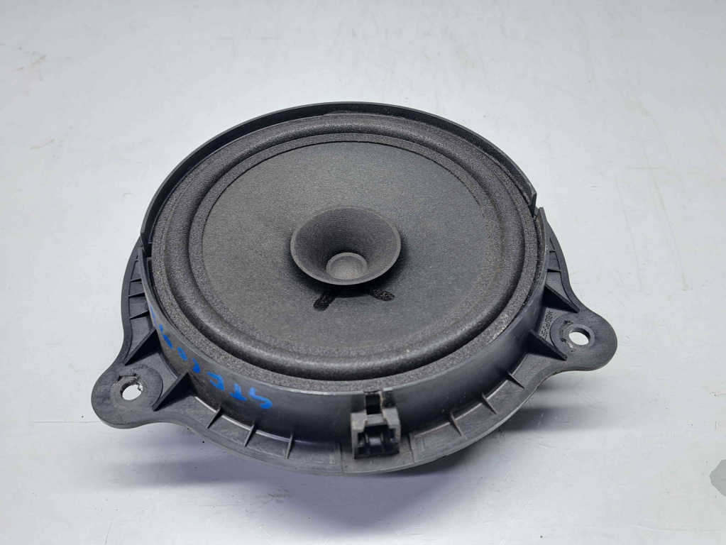 Boxa stanga fata Nissan Juke [Fabr 2010-2014] Hatchback OEM