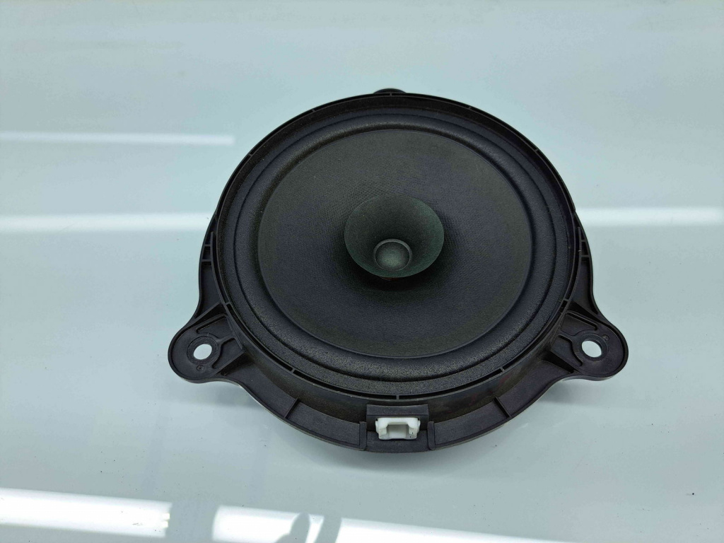 Boxa stanga fata Nissan X-Trail (T32) [Fabr 2013-prezent] 281563SG0A