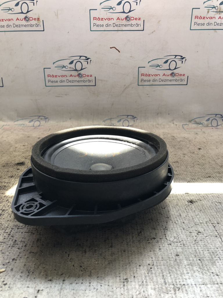 Boxa stanga fata Opel Mokka 2015