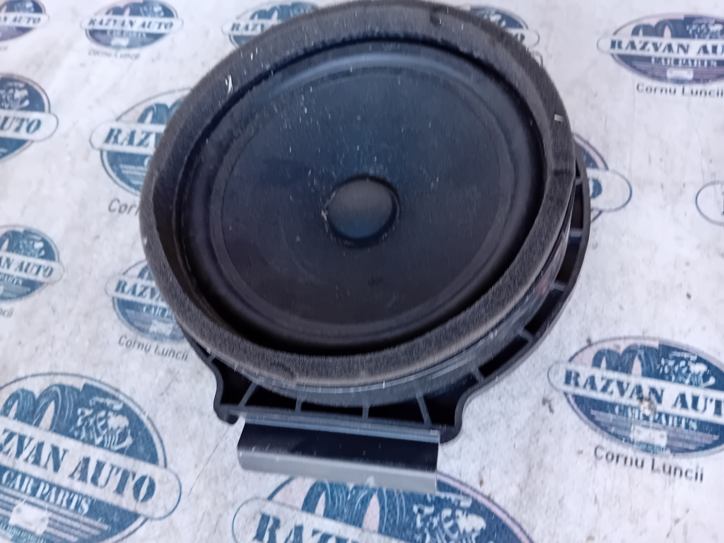 Boxa stanga fata Opel Mokka