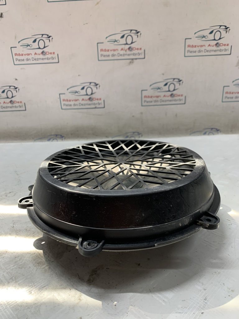 Boxa stanga fata Porsche Cayenne - Motor