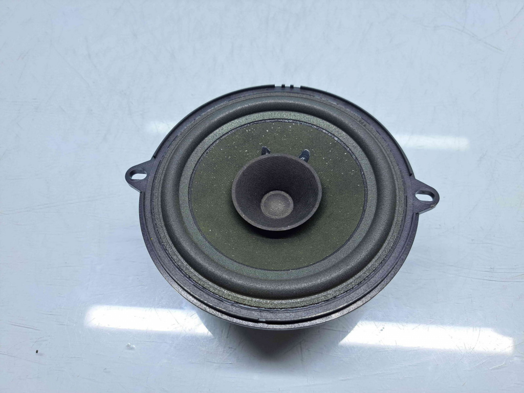 Boxa stanga fata Renault Clio 4 (B98) Hatchback [Fabr 2012-2020] OEM