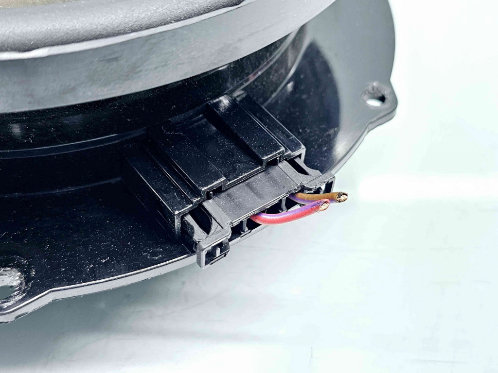 Boxa stanga fata Skoda Yeti (5L) [Fabr 2009-2020] 3T0035411J