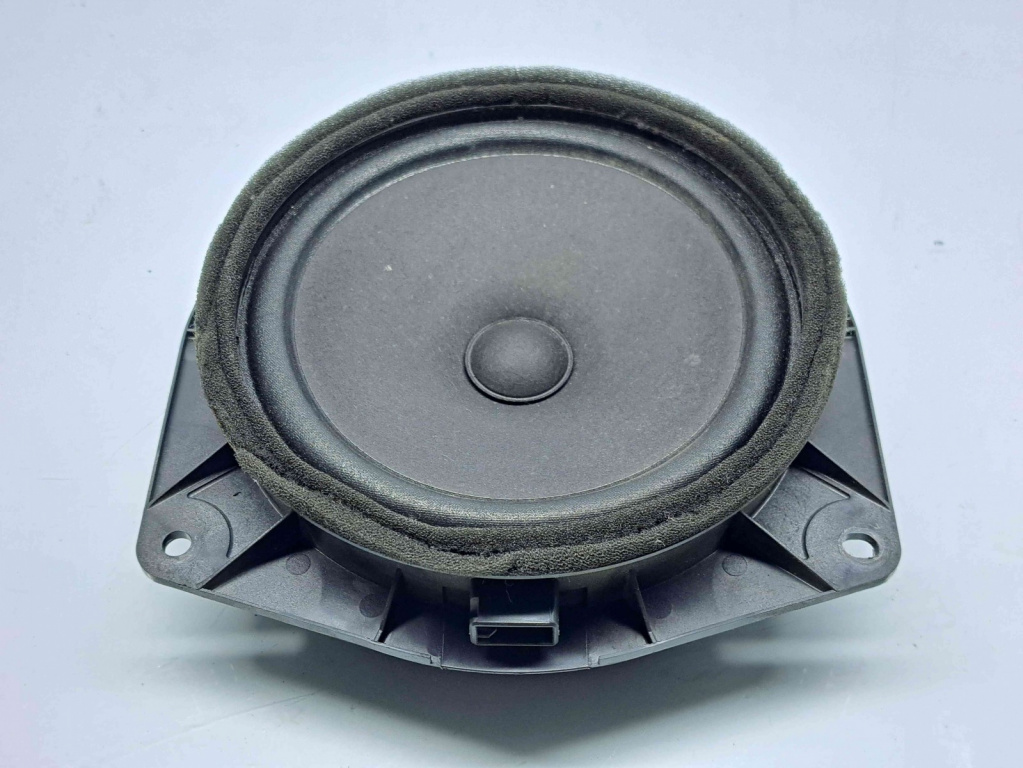 Boxa stanga fata Toyota Rav 4 III (ACA3, ACE, ALA3, GSA3, ZSA3) [Fabr 2005-2013] 152000-8430B101