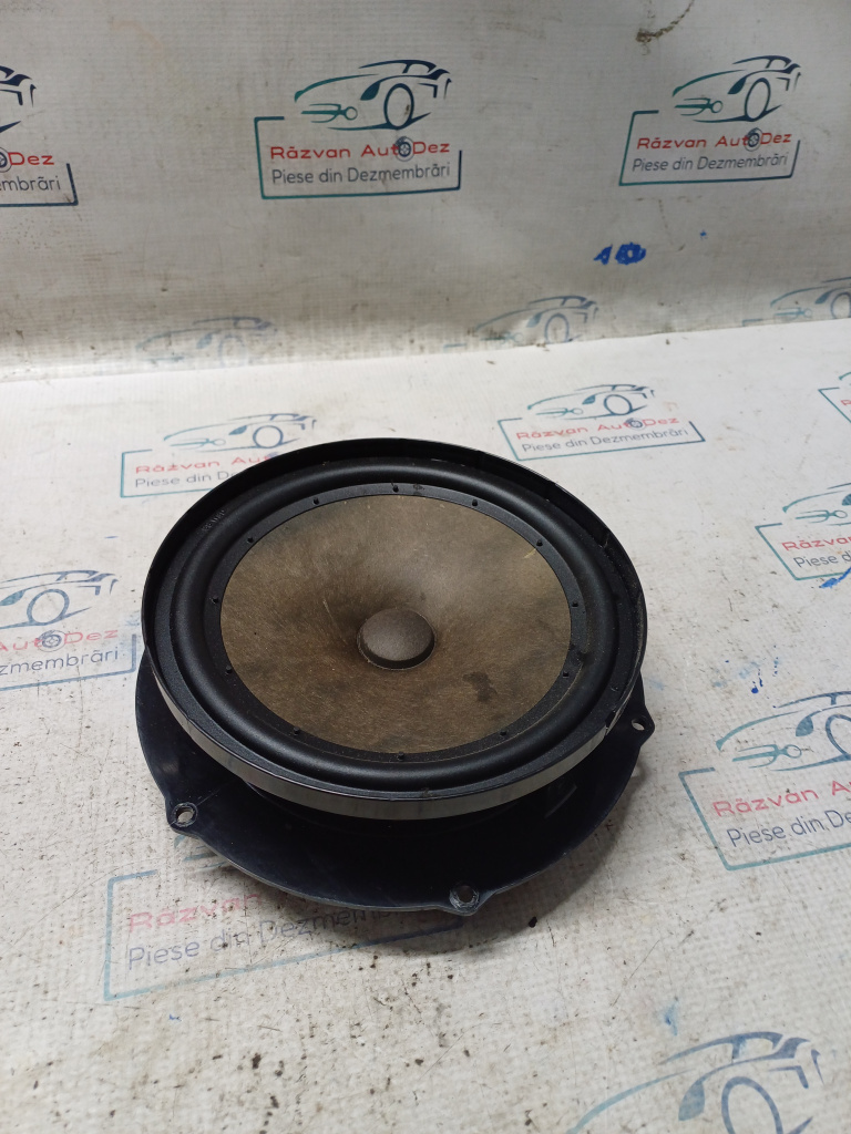 Boxa stanga fata Volkswagen Golf 6 Plus 1.6 Motorina 2010, 1K0035454P
