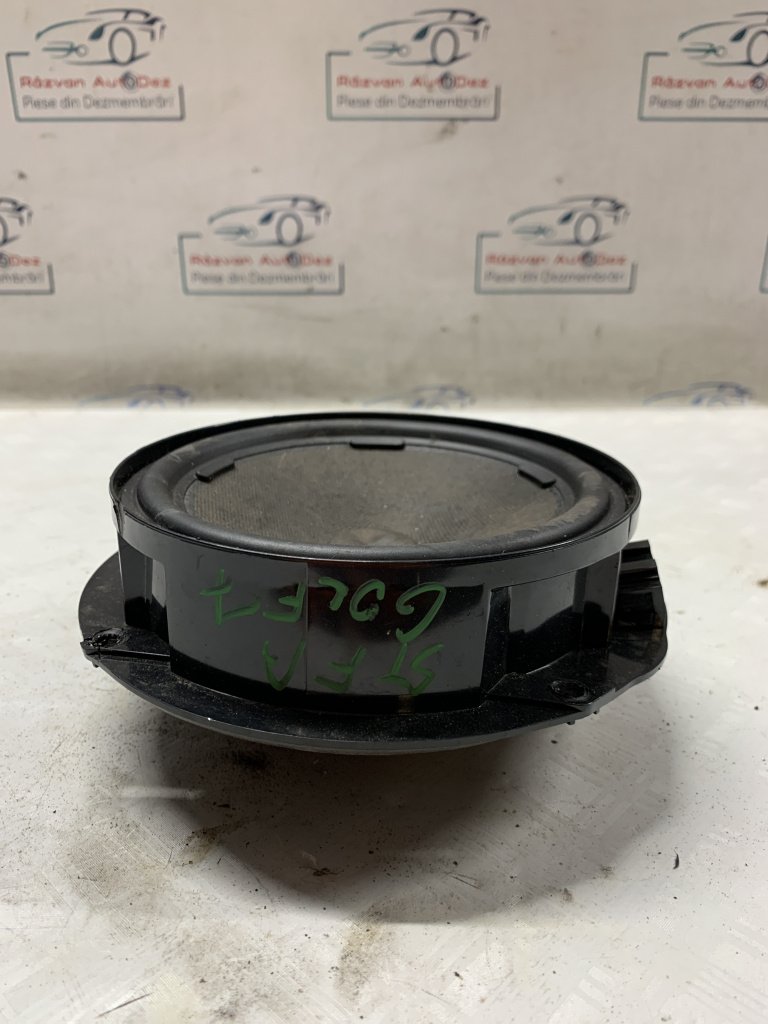 Boxa stanga fata Volkswagen Golf 7 - Motorina 2014, 5G0035453J