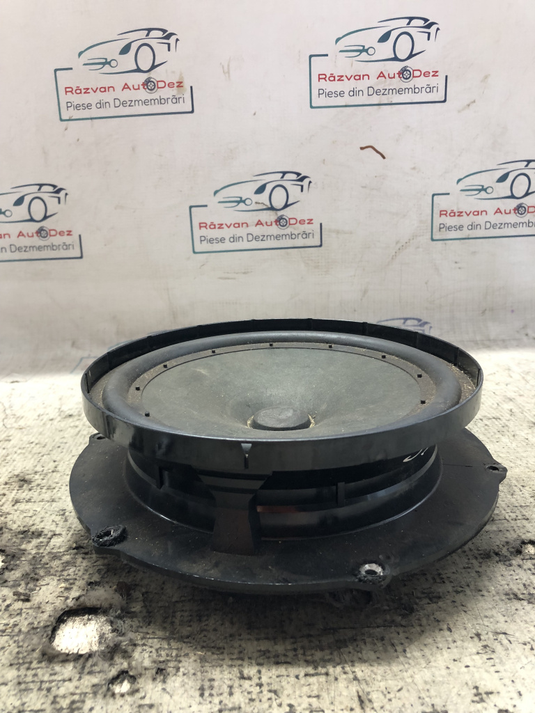 Boxa stanga fata Volkswagen Jetta 1.4 Benzina 2008, 1K0035454P