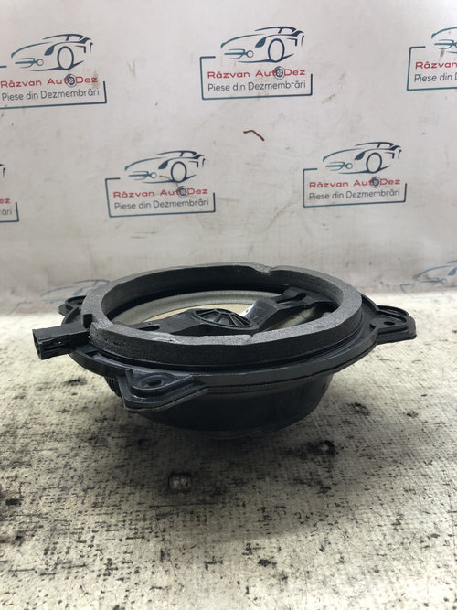 Boxa stanga spate Audi A3 8P 2010, 8H0035411D