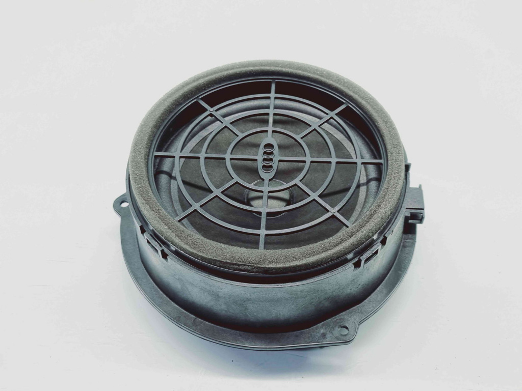 Boxa stanga spate Audi A5 Sportback (8TA) [Fabr 2009-2015] 8R0035411