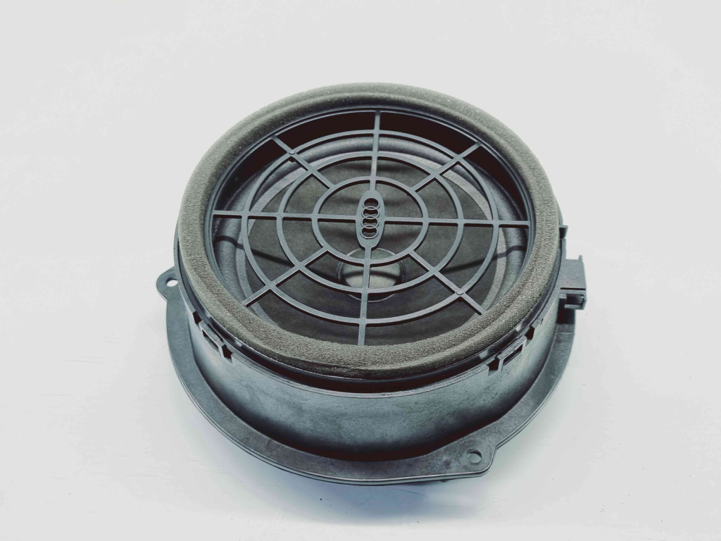Boxa stanga spate Audi A5 Sportback (8TA) [Fabr 2009-2015] 8R0035411