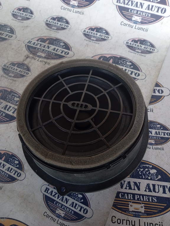 Boxa stanga spate Audi Q3 2012