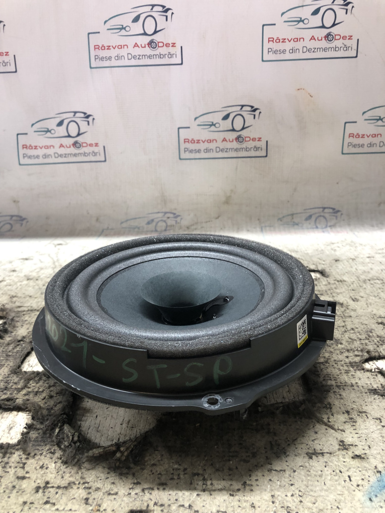 Boxa stanga spate Ford Fiesta 1.0 Benzina 2021