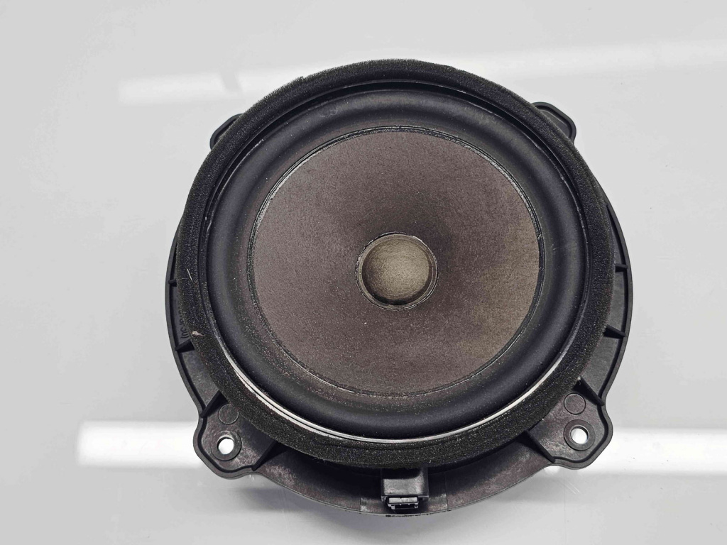 Boxa stanga spate Hyundai ix35 (LM) [Fabr 2010-2017] 96330-2S000