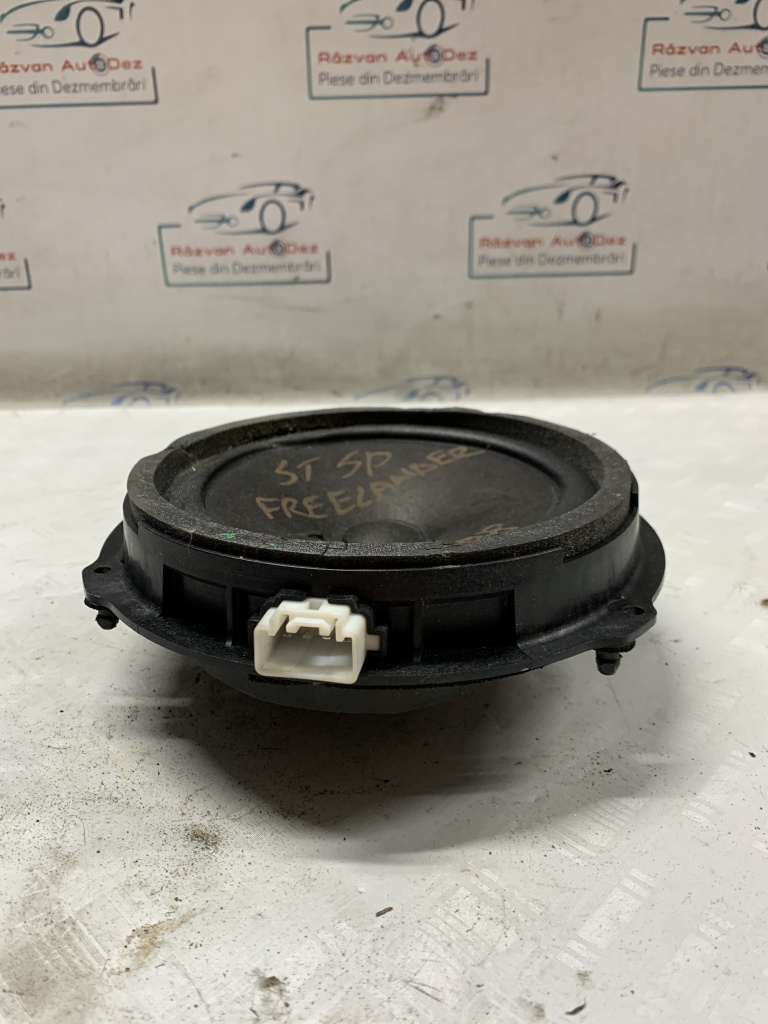 Boxa stanga spate Land Rover Freelander 2 - Motorina 2008, 6M2T18808AB