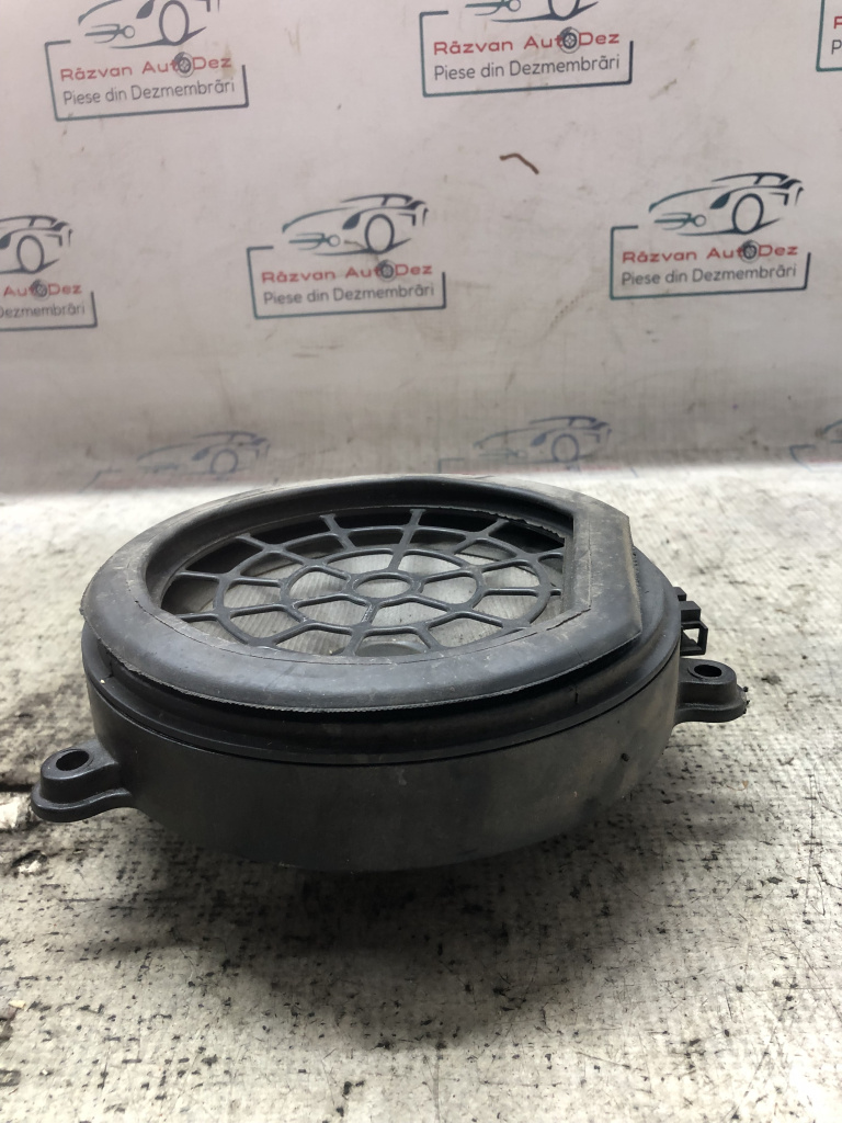 Boxa stanga spate Mercedes C-Class W203 2005, A2038201602
