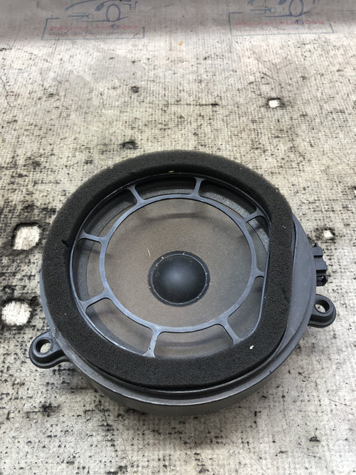 Boxa stanga spate Mercedes C220 2010