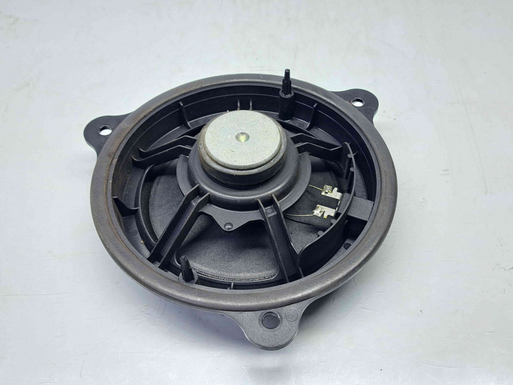 Boxa stanga spate Nissan Juke [Fabr 2010-2014] Hatchback OEM