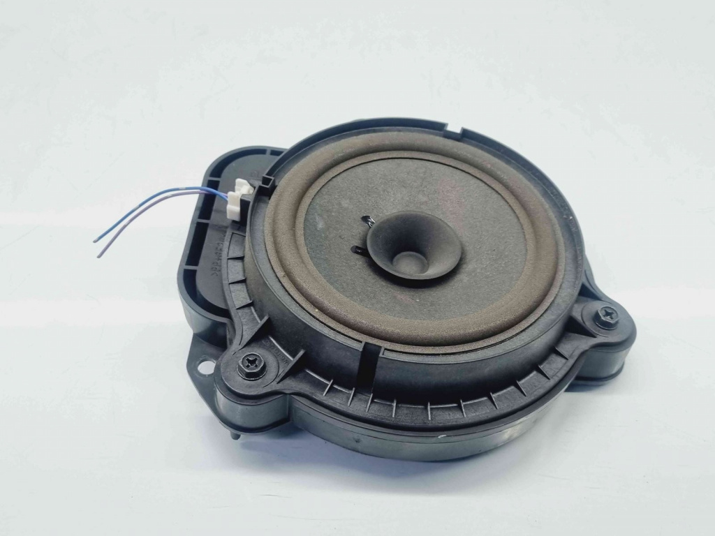 Boxa stanga spate Nissan Navara (D40) [Fabr 2005-2014] OEM