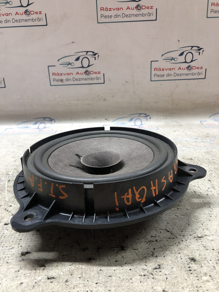 Boxa stanga spate Nissan Qashqai 2012
