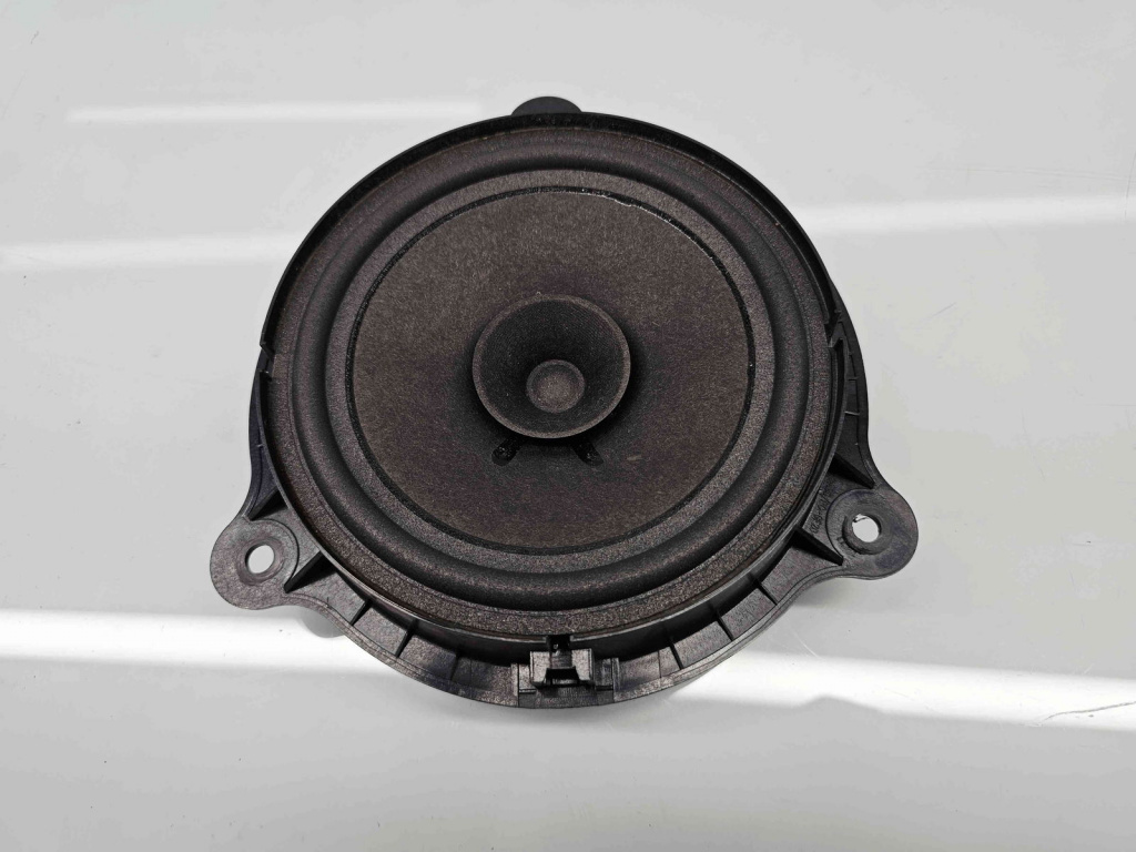Boxa stanga spate Nissan Qashqai Facelift (2) [Fabr 2009-2013] OEM