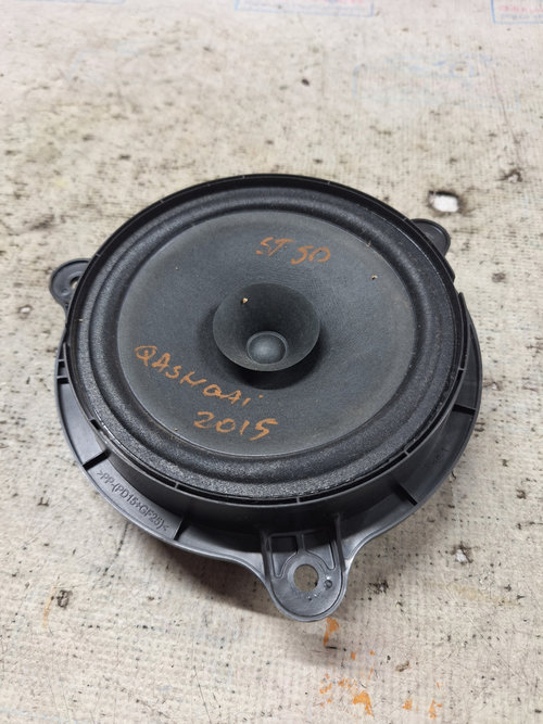 Boxa stanga spate Nissan Qashqai - Motorina 2015, 281563SG0A