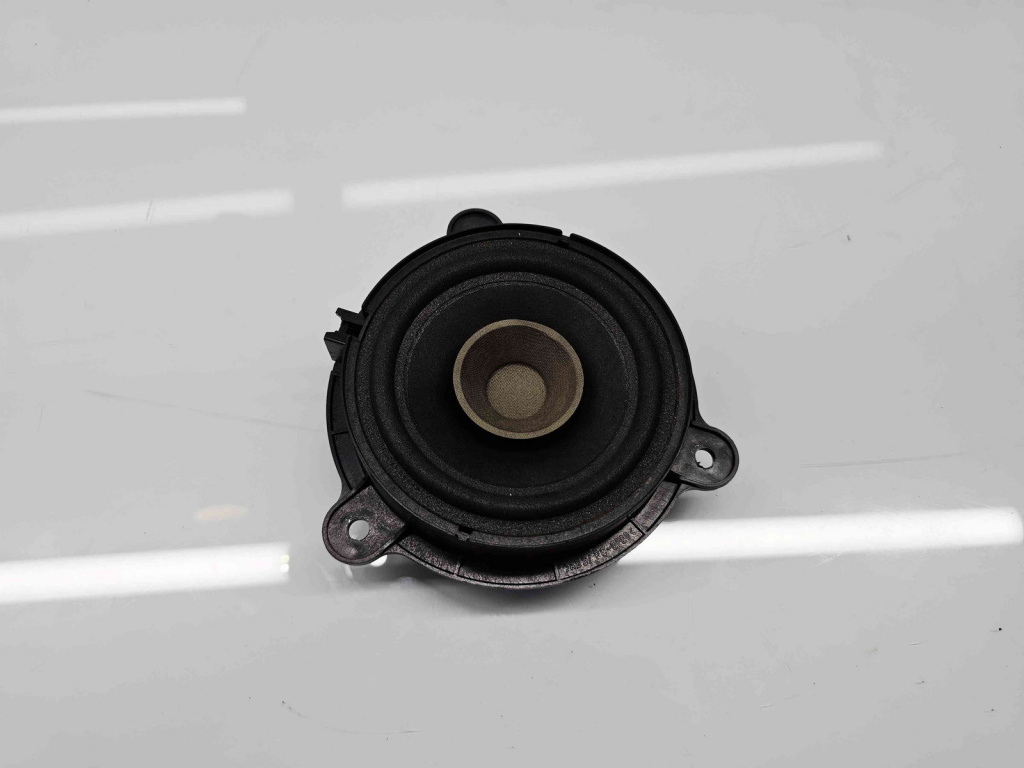 Boxa stanga spate Renault Megane 3 (B95) [Fabr 2008-2016] 281440002R