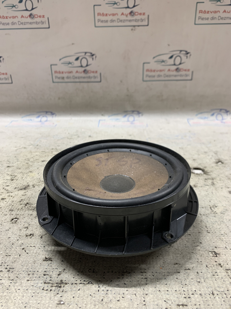 Boxa stanga spate Skoda Fabia 2 - Motorina 2011, 5J0035411C