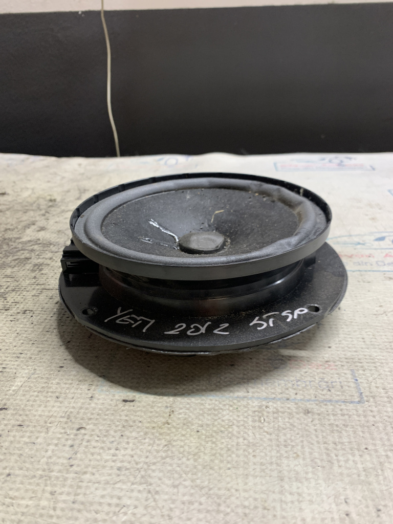 Boxa stanga spate Skoda Yeti 2.0 Motorina 2012, 5L0035411J