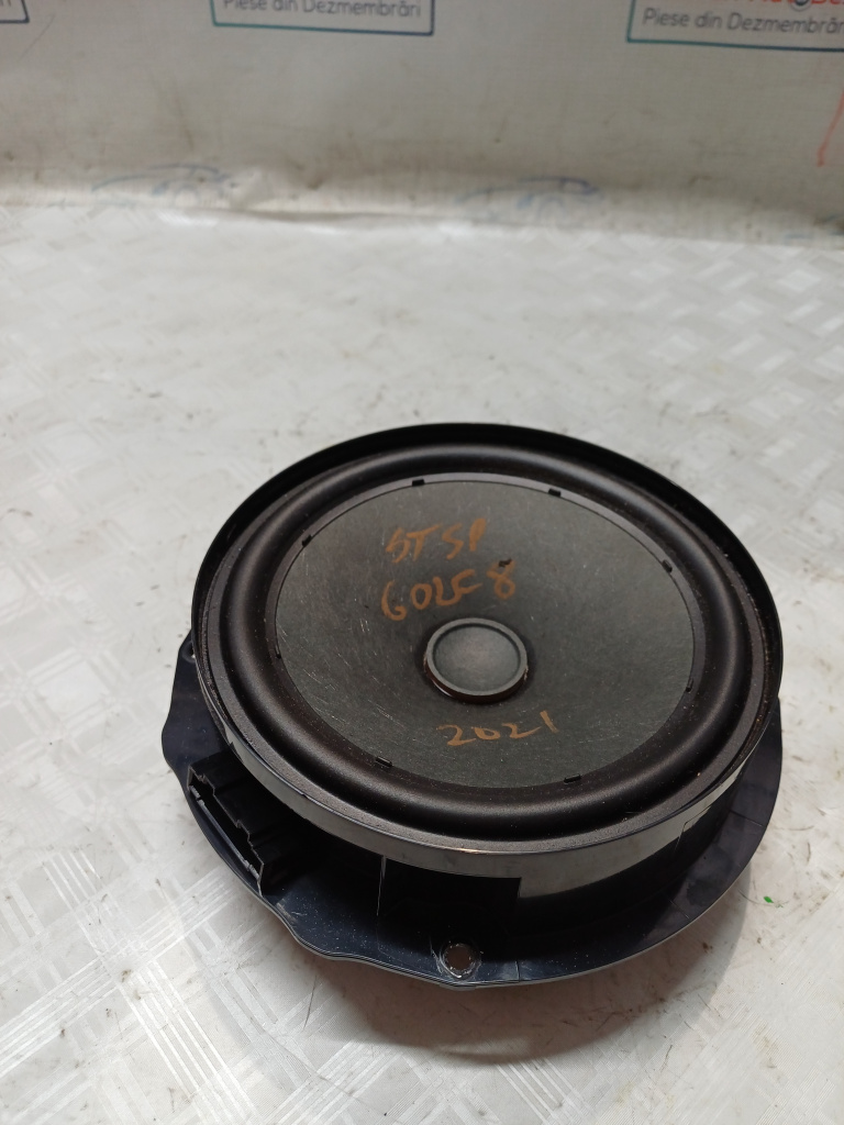 Boxa stanga spate Volkswagen Golf 8 - Benzina 2021, 5H0035710
