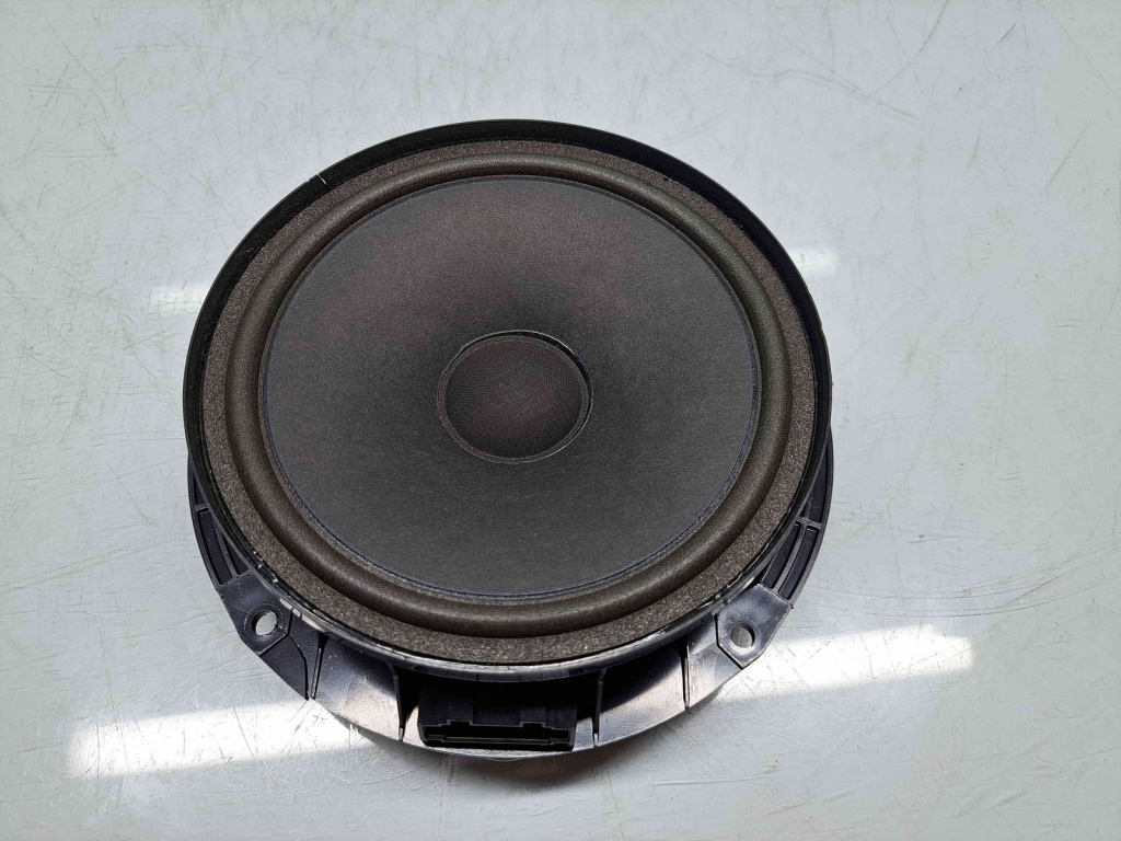 Boxa stanga spate Volkswagen Passat B7 (362) [Fabr 2010-2014] 3C8035453