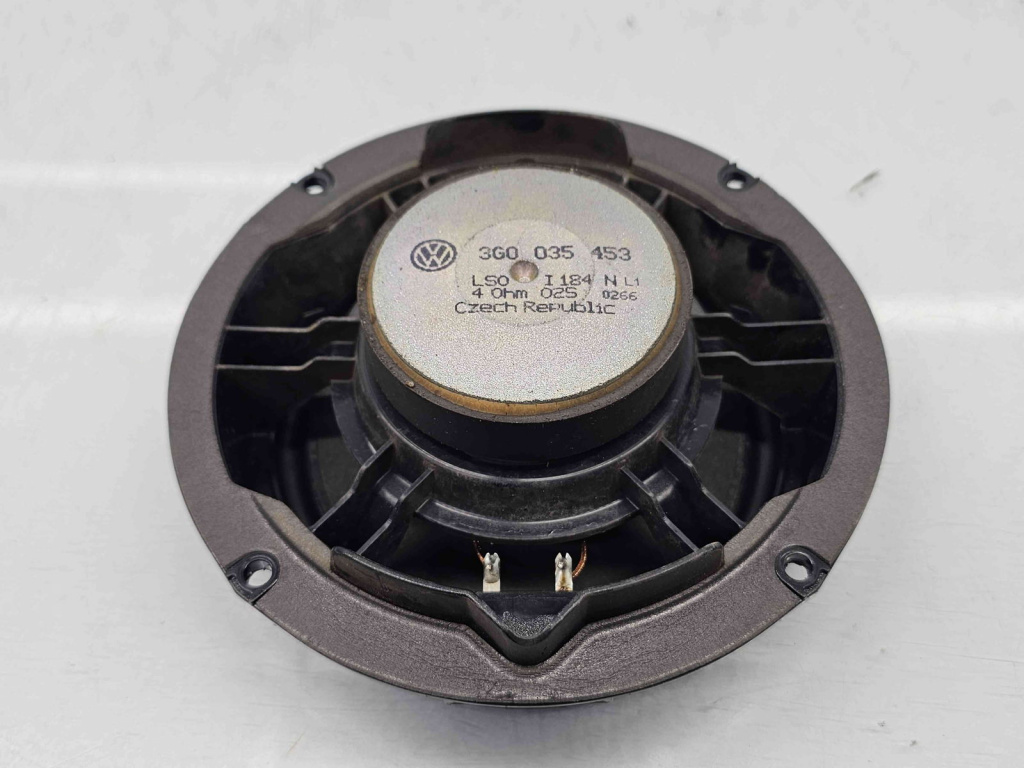 Boxa stanga spate Volkswagen Passat B8 (3G2) [Fabr 2015-prezent] 3G0035453
