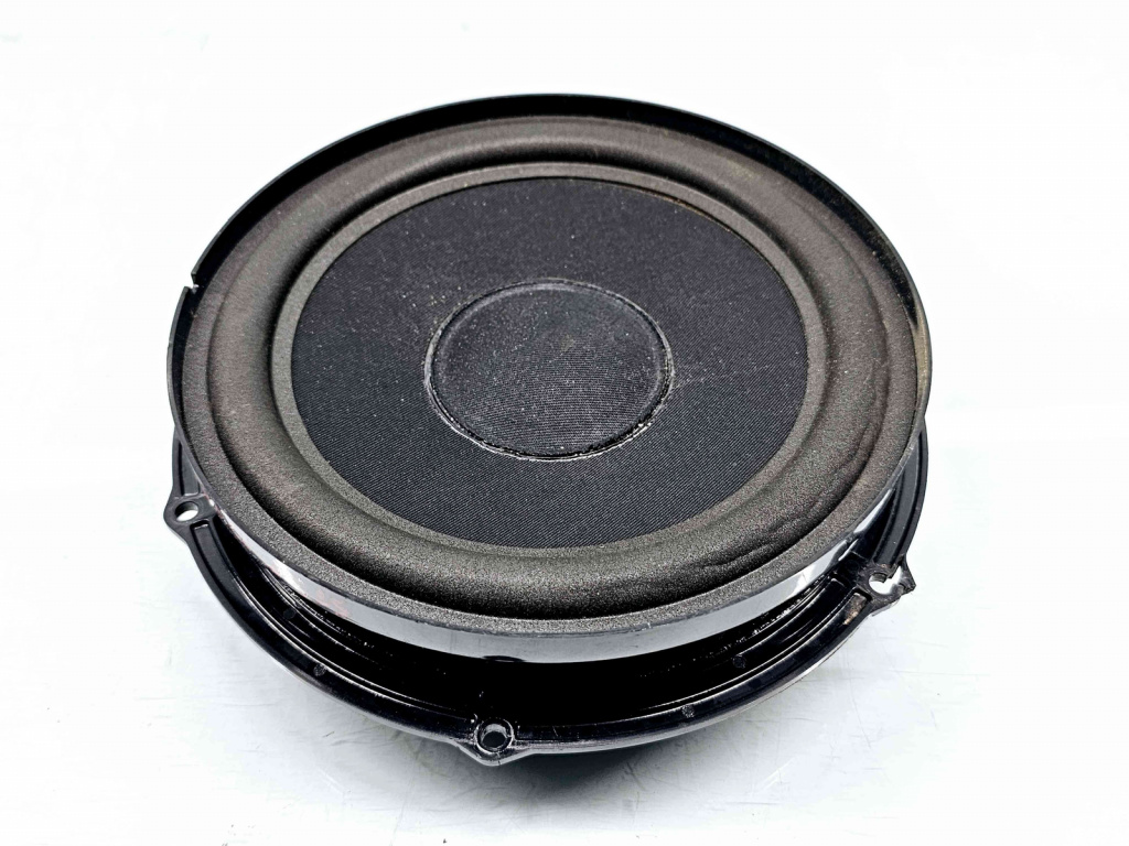 Boxa stanga spate Volkswagen Touareg (7LA, 7L6) [Fabr 2003-2010] 7L0035411A