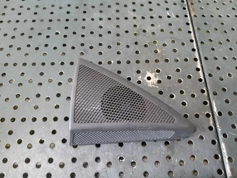 Boxa tweeter dreapta fata mercedes e class w211 a2117250294