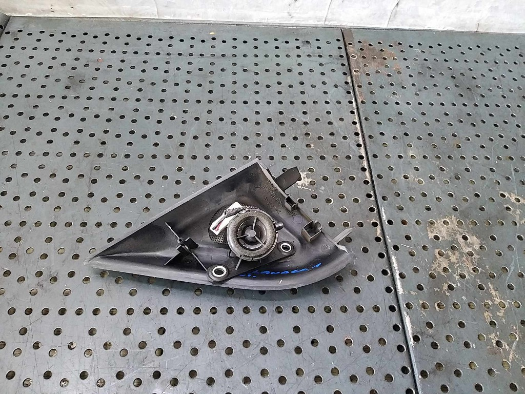 Boxa tweeter stanga fata mitsubishi outlander 1 cuw mr986462