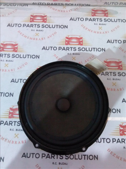 Boxa usa dreapta fata VW JETTA