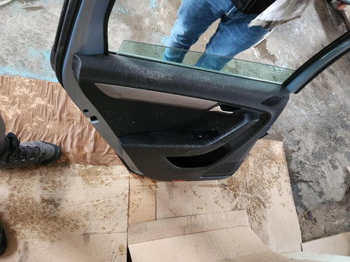 Boxa usa dreapta spate Vw Passat B7 combi 2010 2011 2012 2013 2014
