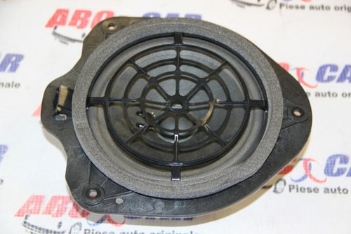 Boxa usa fata Audi A4 2015-2019 8W2, B9 8W6035411