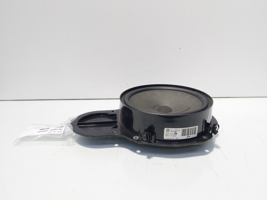 Boxa usa fata, cod 3C8035454, VW Passat 