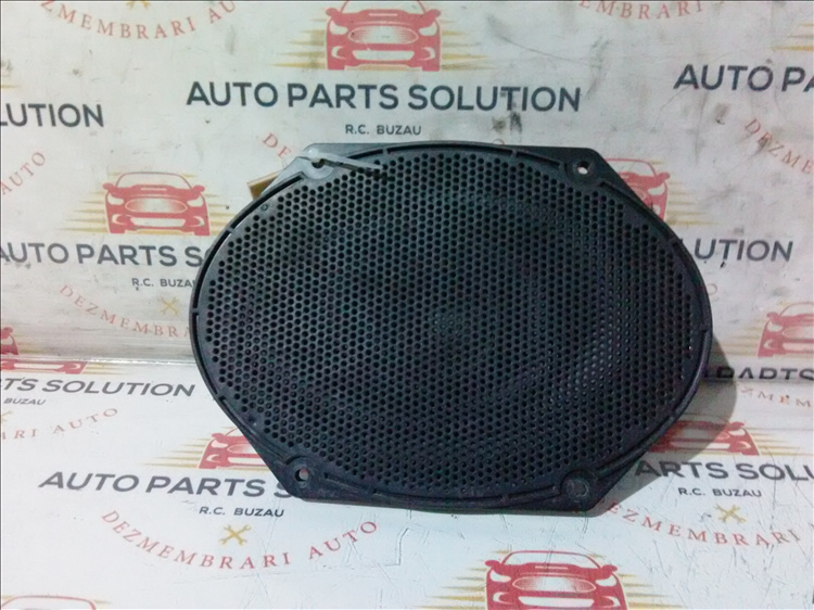 Boxa usa fata FORD FOCUS 1 1.8 DCI an fabr. 2004
