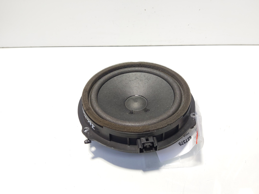 Boxa usa fata, Ford Focus 3 Turnier (id:627375)