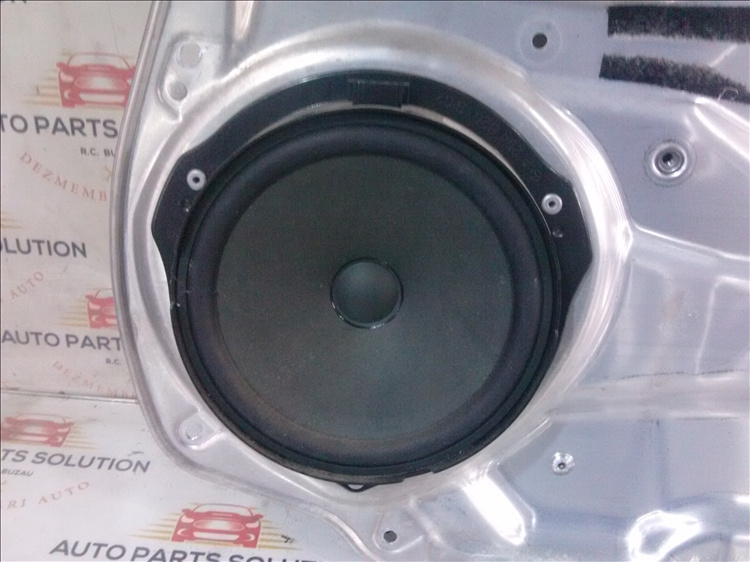 Boxa usa fata MERCEDES-BENZ GLK