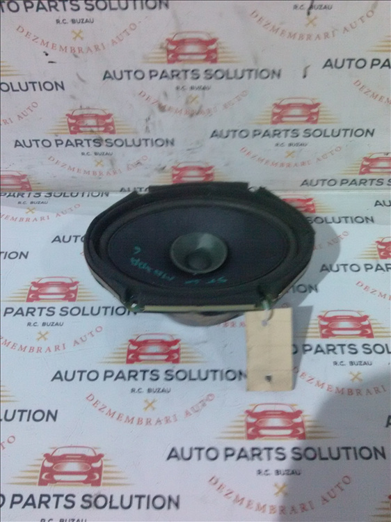 Boxa usa spate MAZDA 6 an fabr.2006