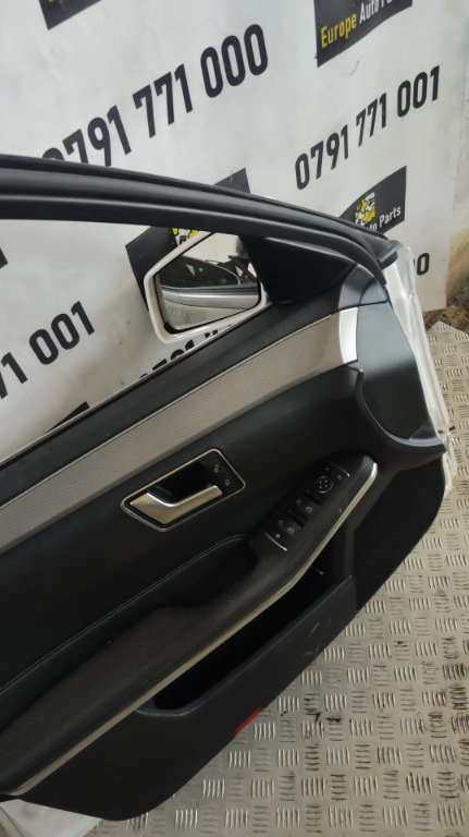 Boxa usa stanga fata Mercedes E-Klass W212 S212 2.2 CDI 170cp/125KW cod motor OM651924 ,an 2014