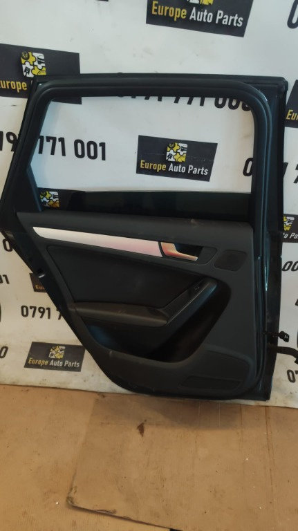 Boxa usa stanga spate Audi A4 B8 2.0 TDI , cod motor CAG , combi , an de fabricatie 2011