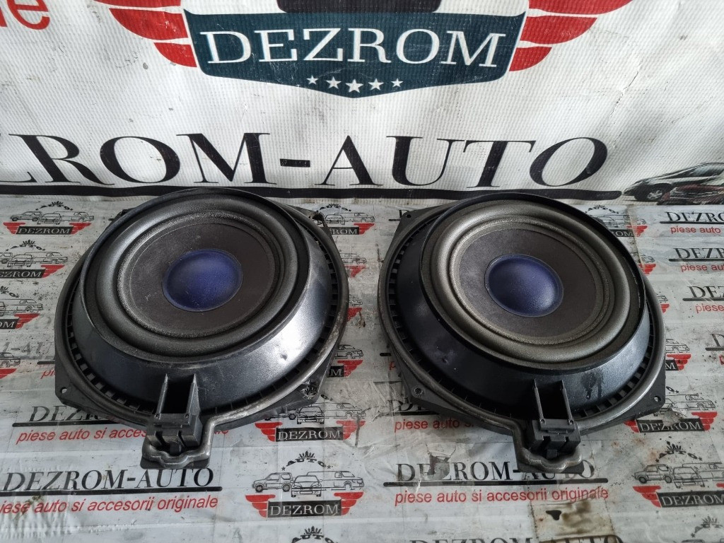 Boxe bass originale ( podea ) BMW Seria 1 E88 cod piesa : 9143986