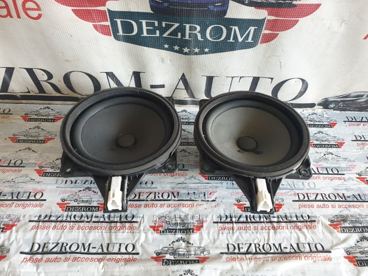 Boxe fata / spate Kia Optima III cod piesa : 96330-2T001