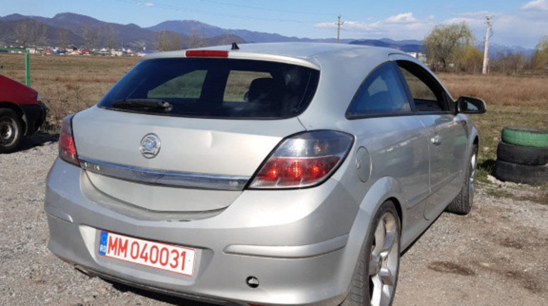 Boxe Opel Astra H 2006 coupe 1.8i