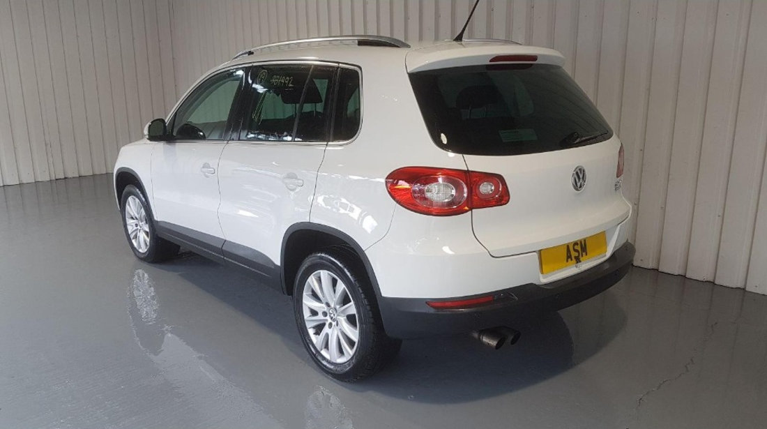 Boxe Volkswagen Tiguan 2011 SUV 2.0 TDI