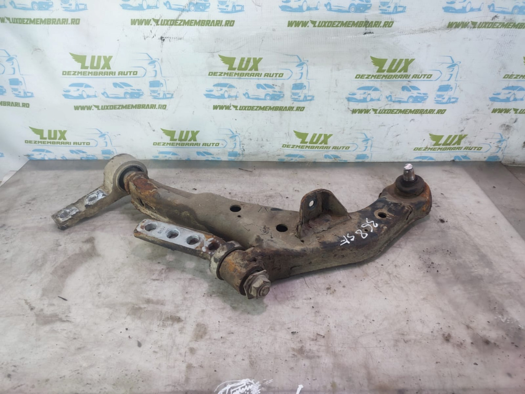 Braț stânga față 1.8 benzina qg18 Nissan Almera Tino V10 [2000 - 2006] 1.8 benzina QG18