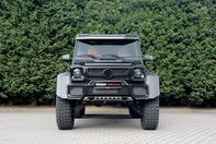 BRABUS 700 6x6